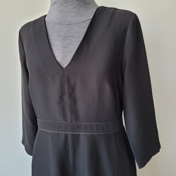 Banana Republic Long Sleeve V Neck Fit & Flare Dress - Picture 6 of 12